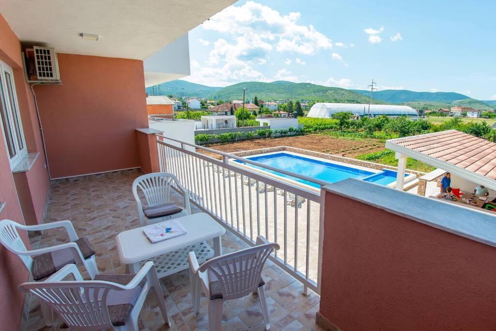 Villa ATL largest private pool in Bosnia Blagaj Esterno foto